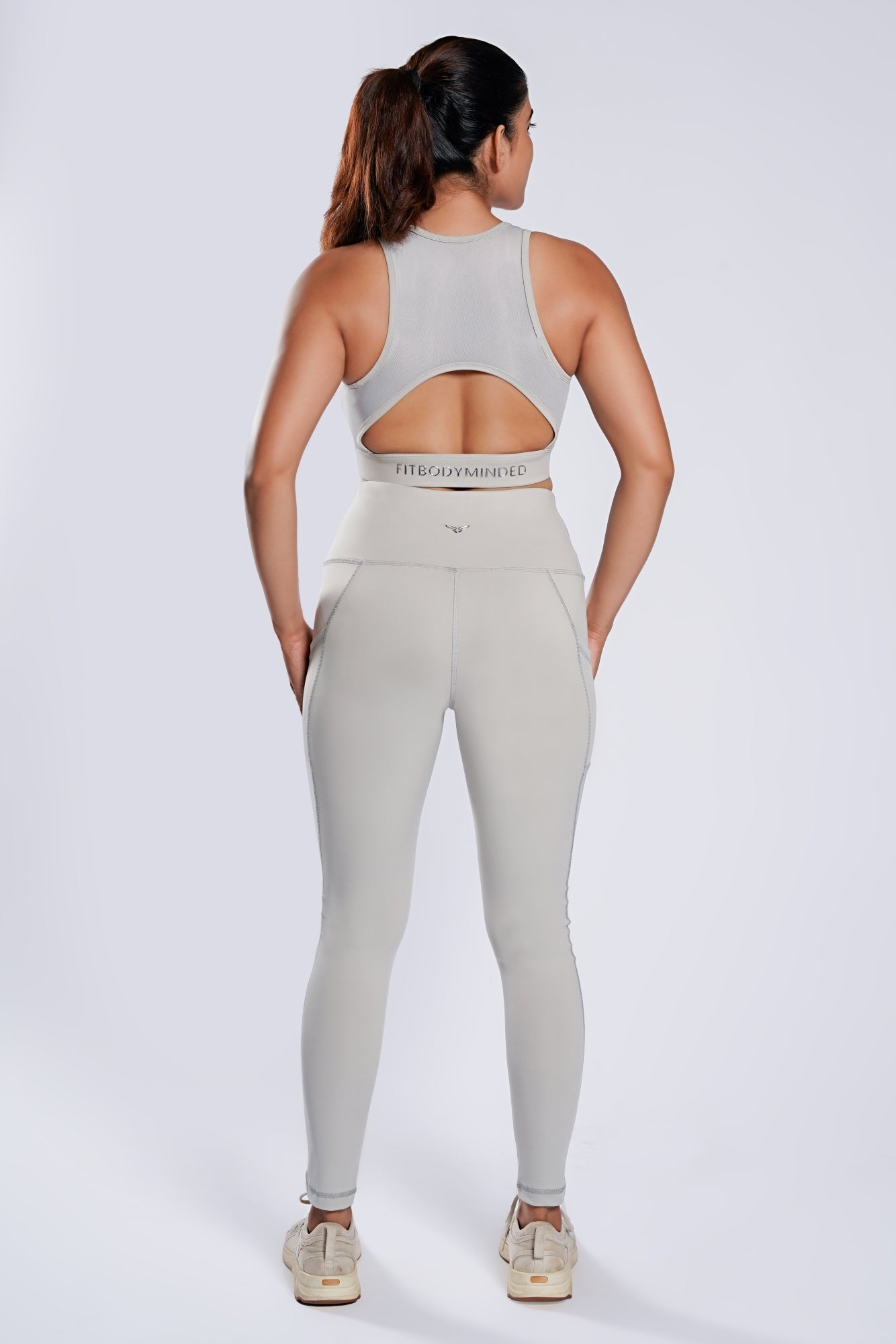 Premium Girl On The Run Mesh Leggings - Grey