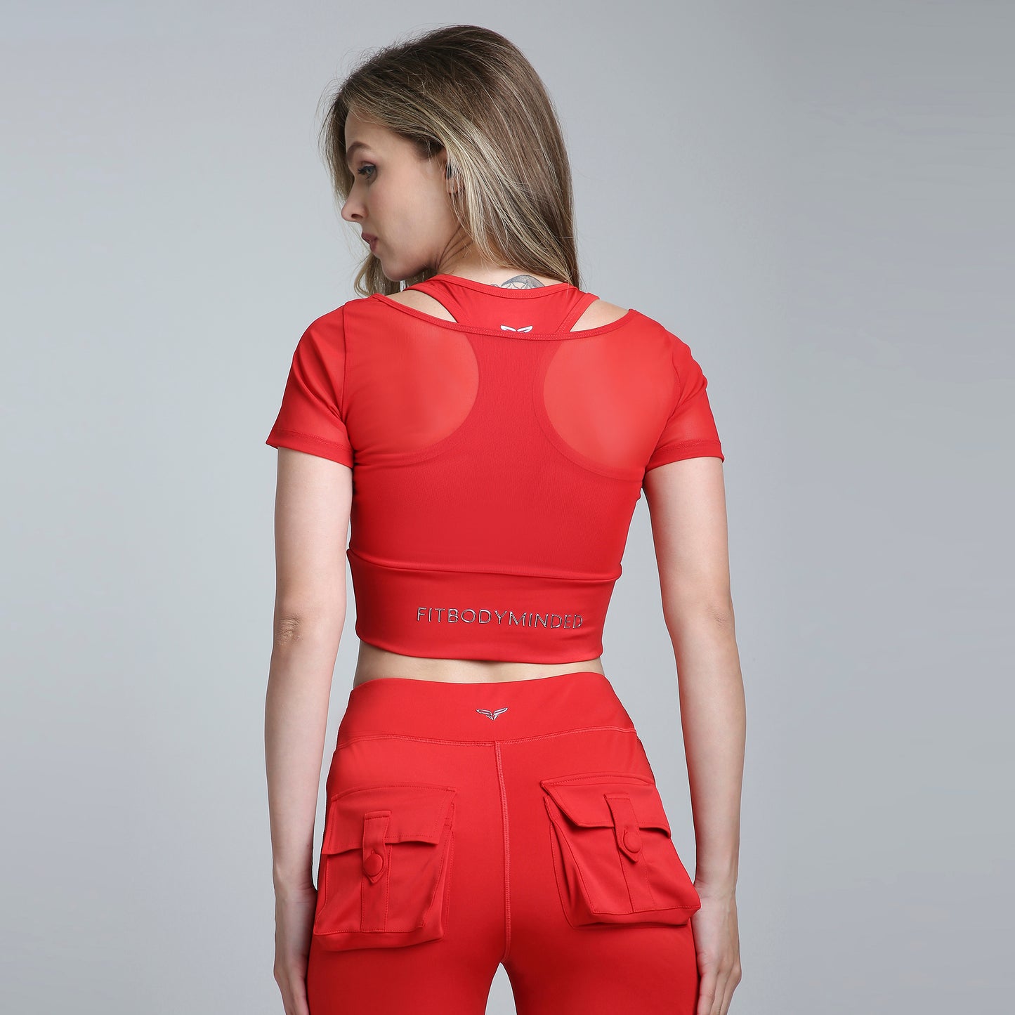 HYBRID MESH FIRE RED TEE
