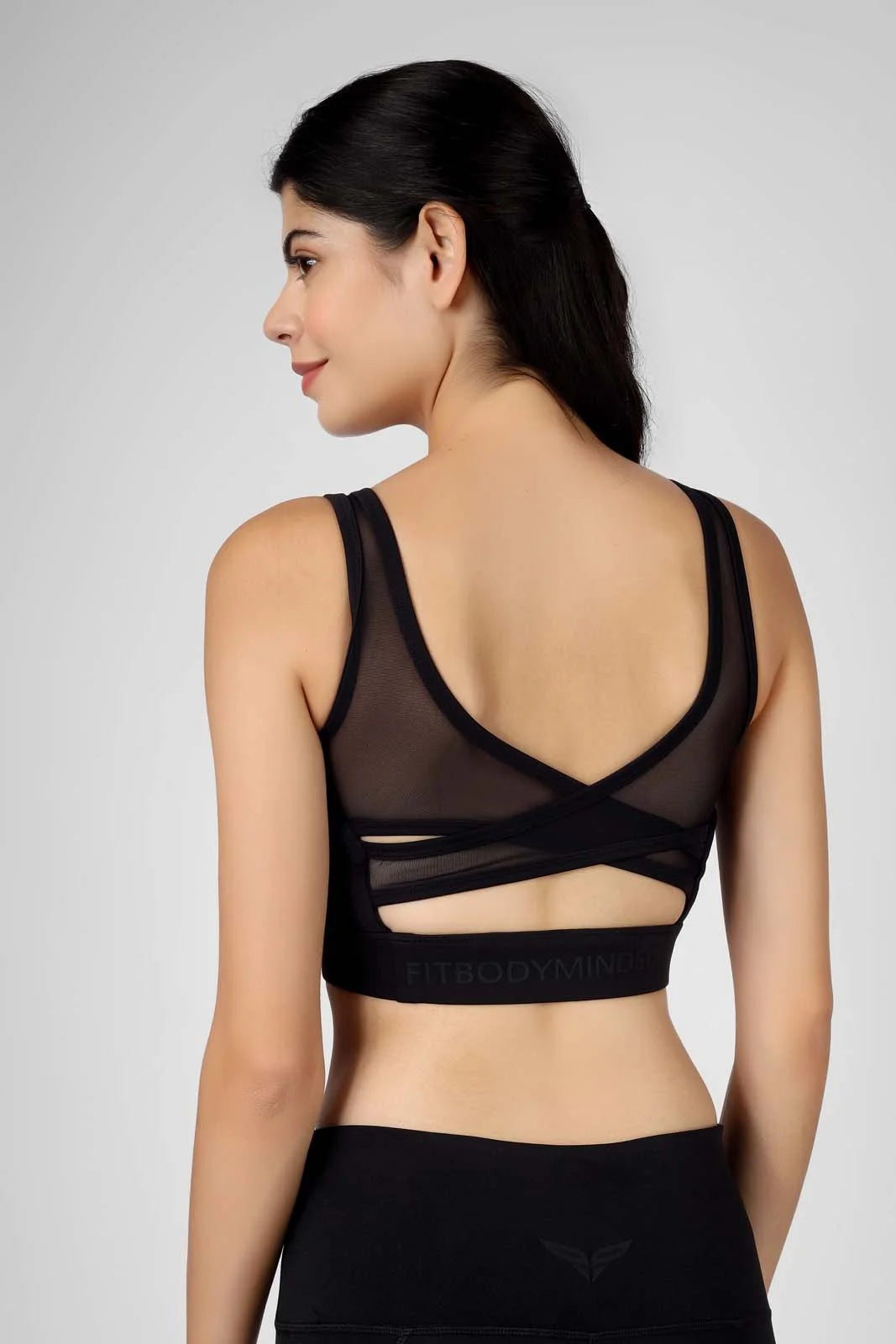 Crossover Sports Bra (2)