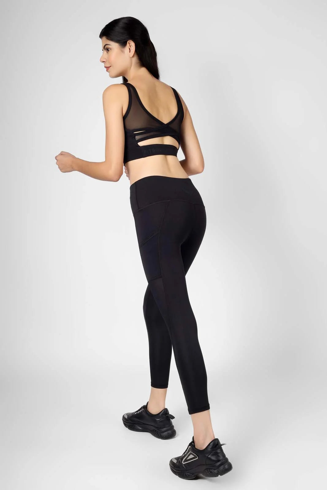 Girl On The Run Mesh Black Leggings (8)