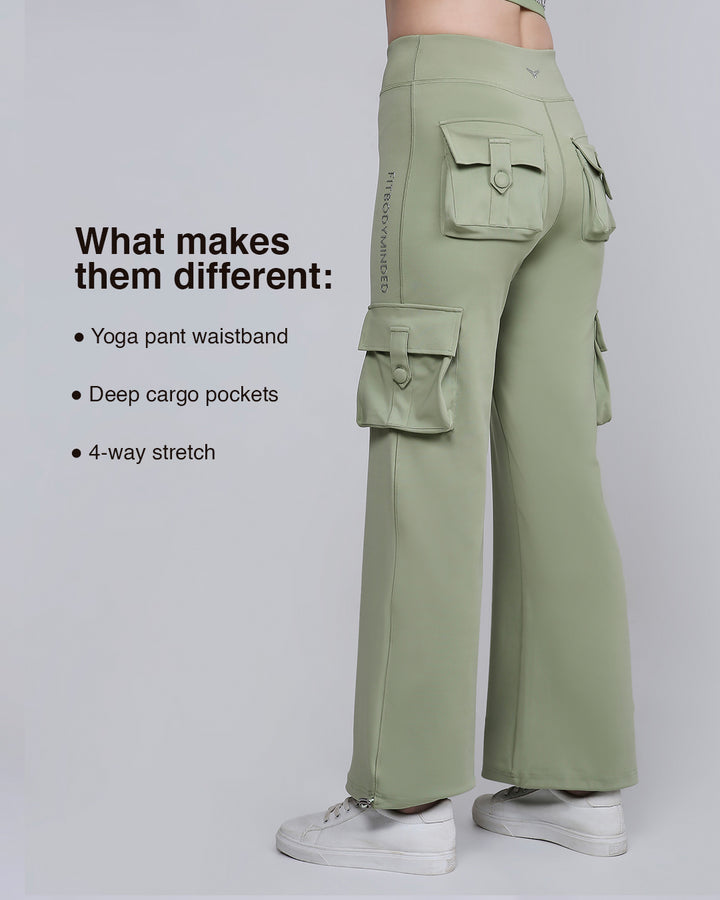 HYBRID CARGO PANTS - MATCHA